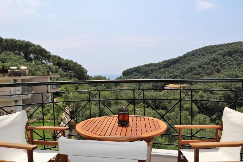 Dafni Studios Parga Luaran gambar
